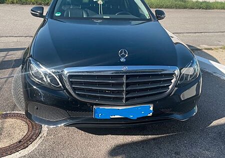 Mercedes-Benz E 200 d Autom. -
