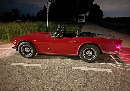 Triumph TR6