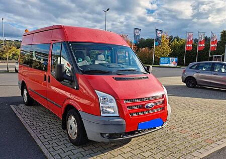 Ford Transit 125 T300 9 Sitzer 8fach bereift