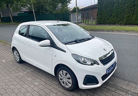 Peugeot 108 Scheckheft TÜV NEU