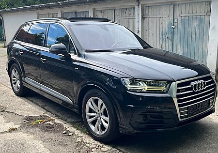 Audi Q7 gebraucht kaufen Audi Q7 3.0 TDI quattro - 7.Sitzer/PANO/S-LINE