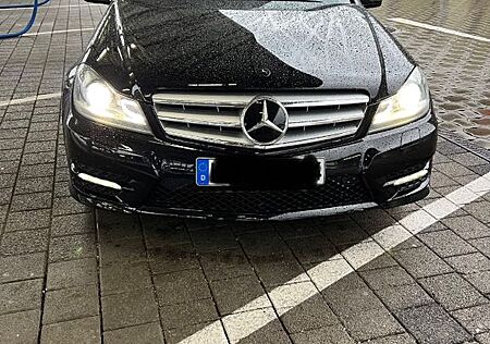 Mercedes-Benz C 350 gebraucht kaufen Mercedes-Benz C 350 ELEGANCE Autom. ELEGANCE