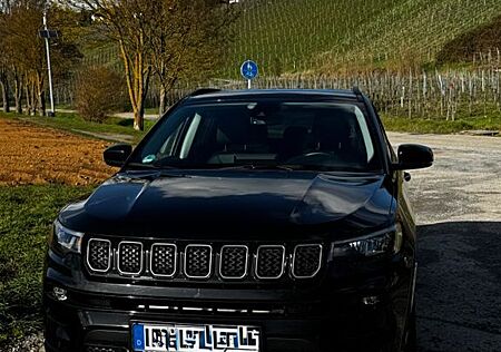 Jeep Compass 4x4 Hybrid 137 kw unfallfrei