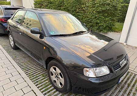 Audi A3 1.8 Ambiente Ambiente