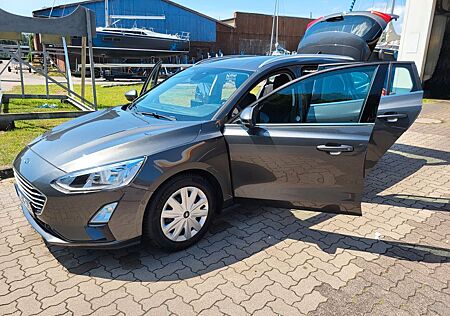 Ford Focus Turnier 1,0 T EcoBoost 92kW Cool & Connect