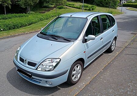 Renault Scenic Automatik, TÜV Neu, 8-FACH BEREIFT