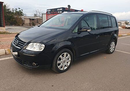VW Touran Volkswagen 2.0 TDI DSG Highline Highline