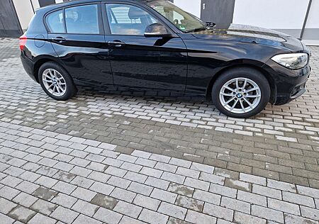 BMW 116i - super