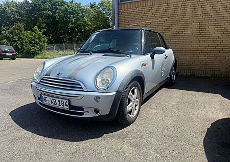 Mini ONE Cabrio *TÜV-Neu*