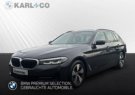 BMW 520 dA Touring LED Live Cockpit Prof. Lordose