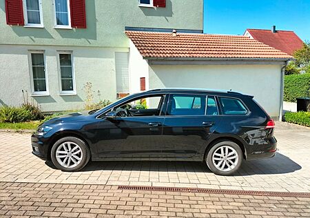VW Golf Volkswagen 1.6 TDI DSG Comfortline Variant Comfortline