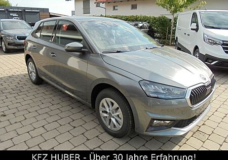 Skoda Fabia Selection 130 J.ALU,KAMERA,SHZ,LED,5J.GAR