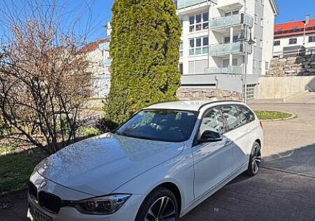 BMW 320d xDrive Touring Sport Line Automatic Spo...