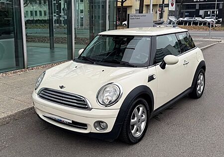 Mini ONE 1 Hand/Scheckheft/Teilleder/TÜV-Inspektion-Neu