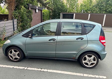 Mercedes-Benz A 150 CLASSIC | TÜV neu | Anhängerkupplung