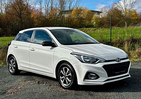 Hyundai i20 1.2 YES!*Kamera*Sitzheiz*Tempomat*