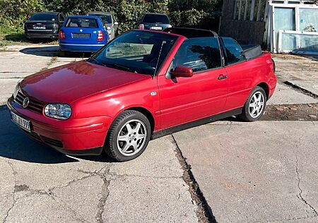 VW Golf Volkswagen 2.0 Classicline Cabriolet Classicline