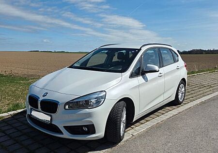 BMW 218 Active Tourer Advantage Automatik Navi