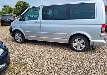 VW T5 Transporter Volkswagen Bus Multivan Comfortline