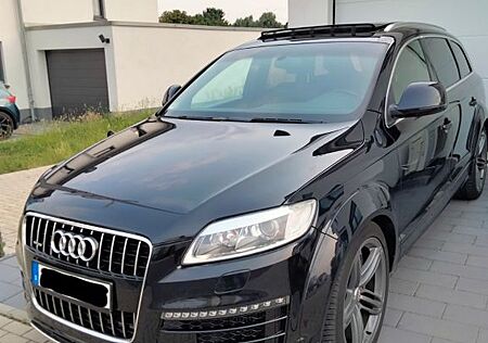 Audi Q7 Sport V12 Optik Original,21Zoll,Winterb.Panor