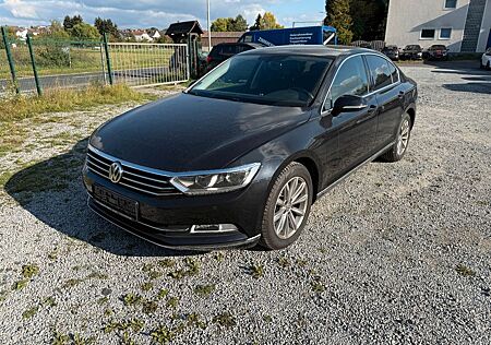 VW Passat Volkswagen Lim. Highline BMT/Start-Stopp