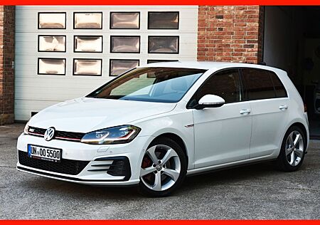 VW Golf Volkswagen 2.0 GTI=TSI=DSG=BMT=KAM=SH=AHK=DAB=ACC=VOLL
