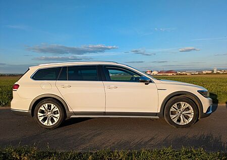 VW Passat Alltrack Volkswagen 2.0 TSI DSG 4MOTION Alltrack...
