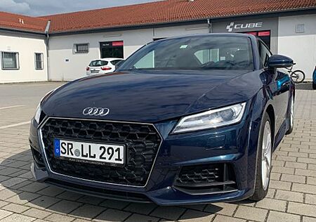 Audi TT 40 TFSI S tronic Coupe -