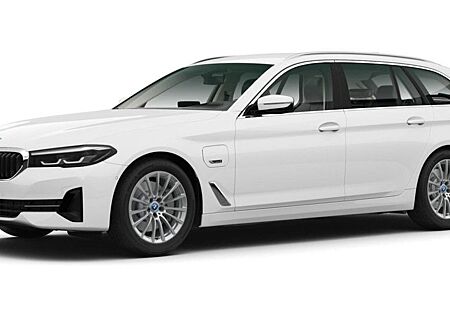 BMW 530e Touring LC Prof. PA RFK DAB WLAN 18''