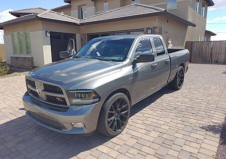 Dodge RAM 5.7l V8 Hemi