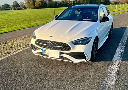 Mercedes-Benz C 300 e | AMG-Line | Pano | AHK |