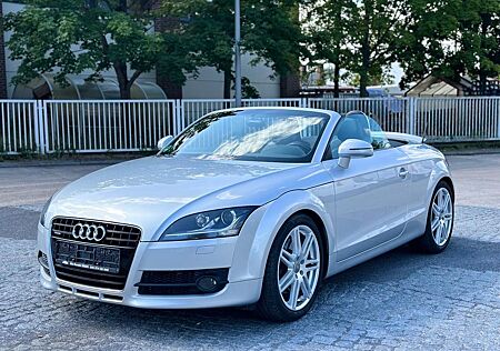 Audi TT Roadster 3.2 S tronic quattro -