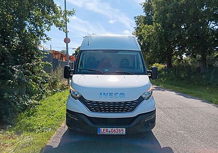 IVECO Massif