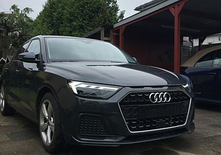 Audi A1 25 TFSI S tronic advanced Sportback advanced