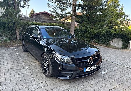 Mercedes-Benz E 350 E 350d T AMG HUD Airmatic Massage Distronic Voll