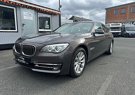 BMW 730 gebraucht kaufen BMW 730d Baureihe xDrive*HEADUP*LCI*SPURH