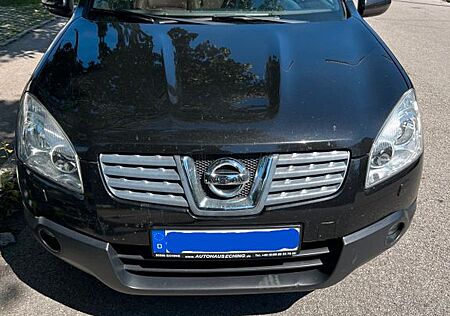 Nissan Qashqai 2.0 dCi 150PS Automatik 4x4 AHK TÜV Neu
