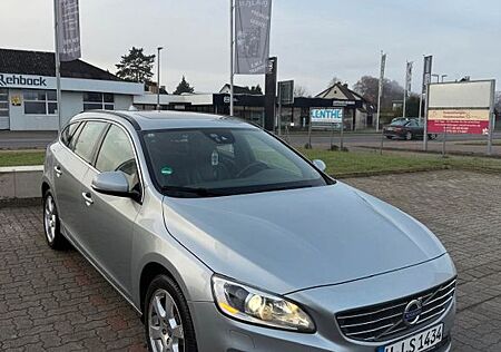 Volvo V60 D5 AWD Business Edition