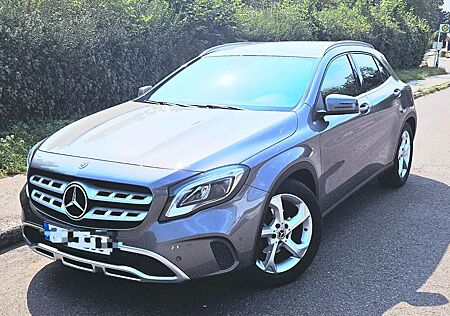 Mercedes-Benz GLA 180 Sport*AHK* TOP Zustand