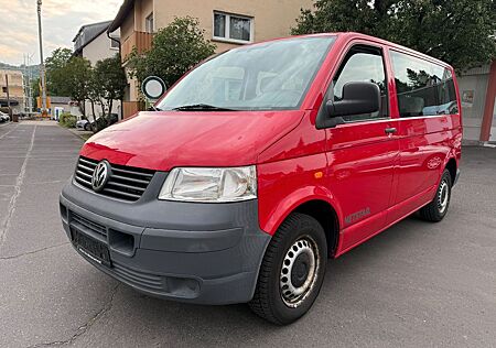 VW T5 Transporter Volkswagen CARAVELLE 8+1 !!!