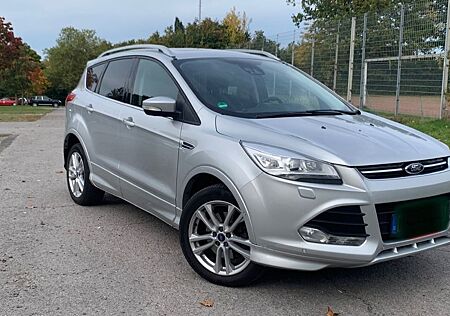 Ford Kuga 2.0 Diesel 132 KW TÜV und Reifen Neu