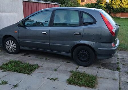Nissan Almera Tino 1.8 acenta acenta