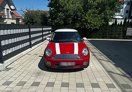 Mini Cooper 1.6 Leder+Xenon+Klimaautomatik