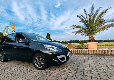 Renault Scenic *NAVI*TEMPO*2HD*TURBO*