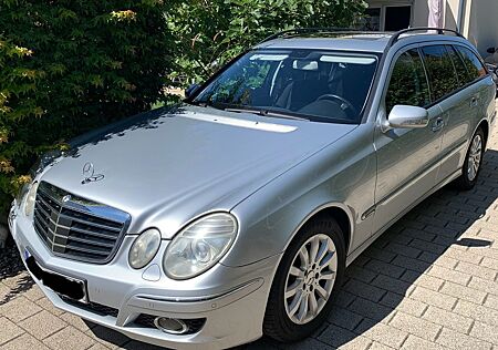 Mercedes-Benz E 220 CDI T ELEGANCE Elegance, Distr. AHK, SHD