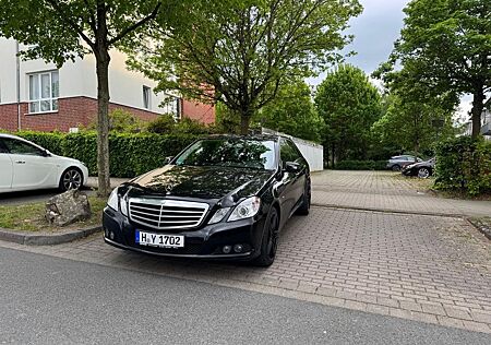 Mercedes-Benz E 200 BlueEFFICIENCY Automatik
