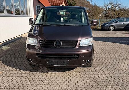 VW T5 Transporter Volkswagen Bus Multivan Highline