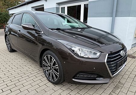 Hyundai i40 gebraucht kaufen Hyundai i40 cw Aut. Premium Vollausstattung 93tkm