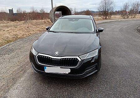 Skoda Octavia 2.0 TDI 110kW DSG STYLE STYLE