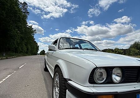 BMW 325